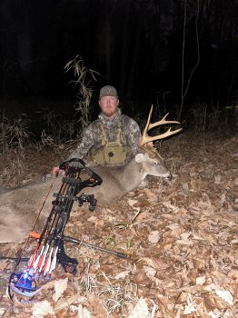 Dallas Long with a great bow buck.